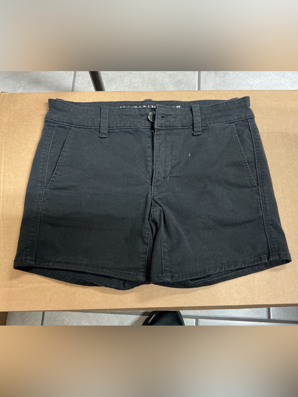 AE midi shorts size 2